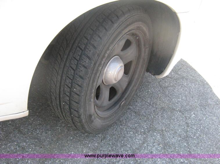 image for item H6421 2006 Dodge Charger SXT