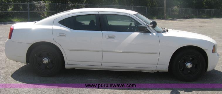 image for item H6422 2006 Dodge Charger SXT