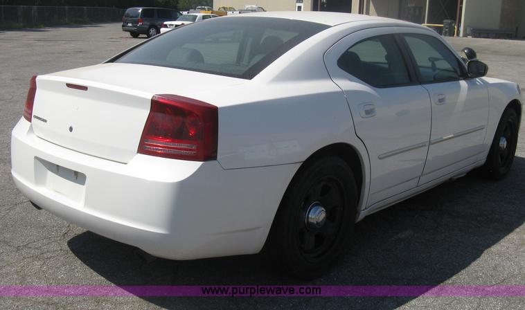 image for item H6422 2006 Dodge Charger SXT