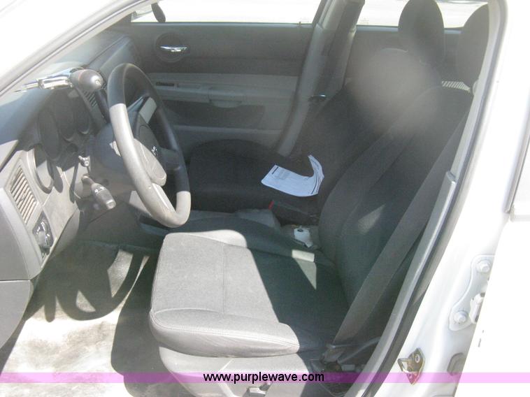 image for item H6422 2006 Dodge Charger SXT