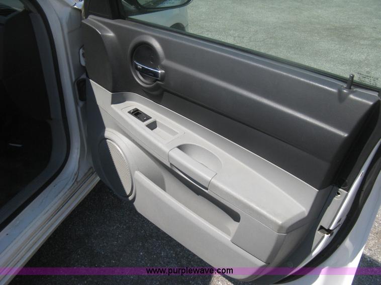 image for item H6422 2006 Dodge Charger SXT