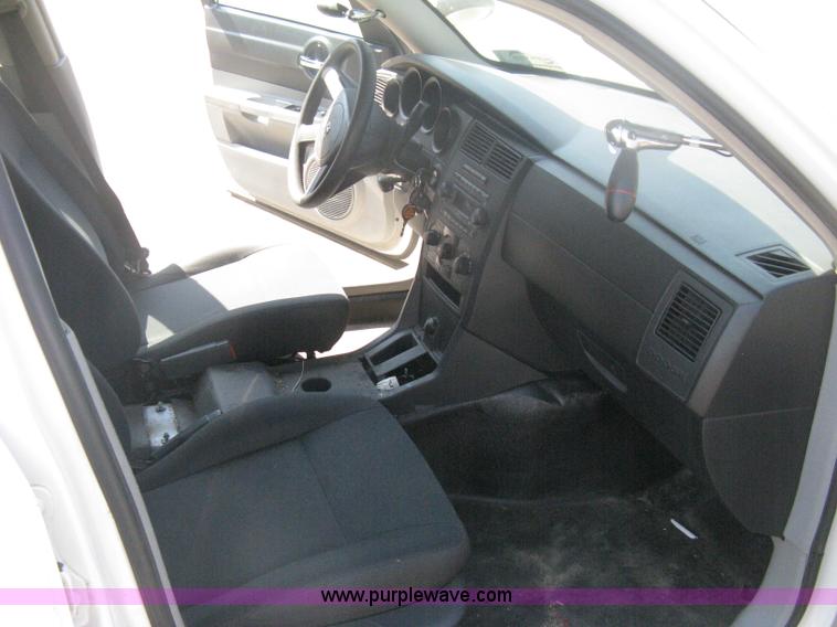 image for item H6422 2006 Dodge Charger SXT