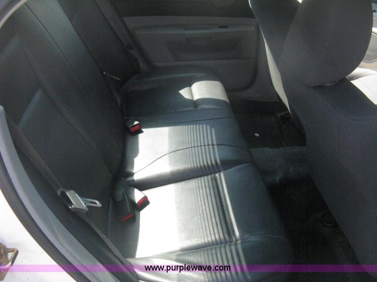 image for item H6422 2006 Dodge Charger SXT