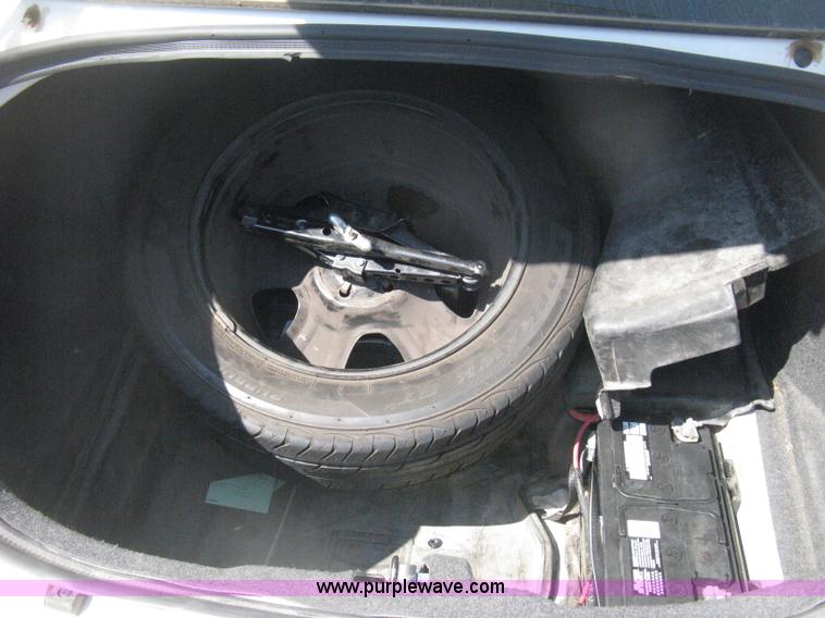 image for item H6422 2006 Dodge Charger SXT