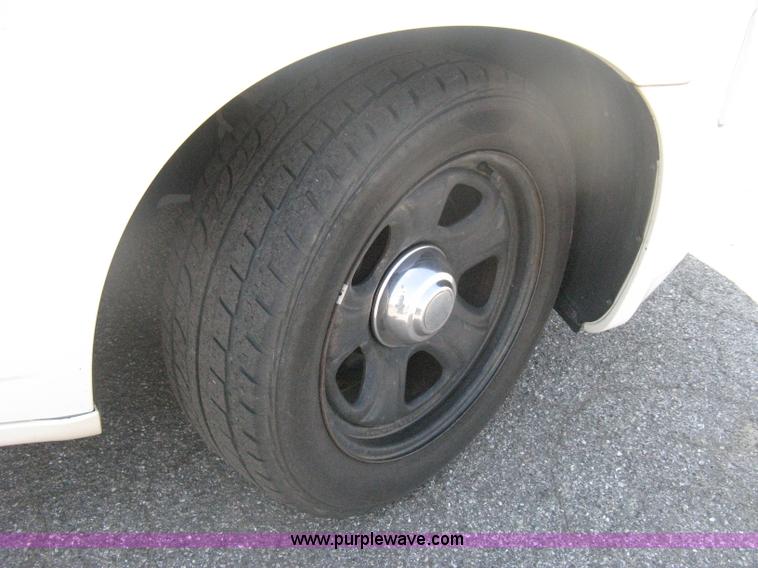 image for item H6422 2006 Dodge Charger SXT