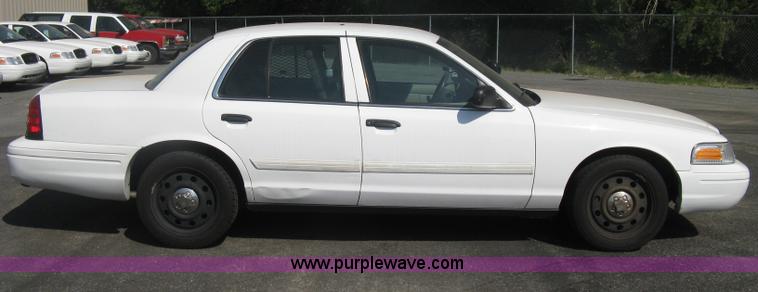 image for item H6423 2009 Ford Crown Victoria Police Interceptor
