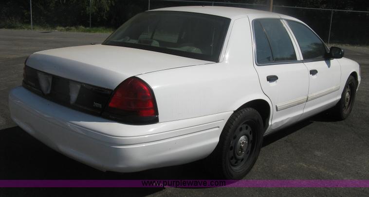 image for item H6423 2009 Ford Crown Victoria Police Interceptor
