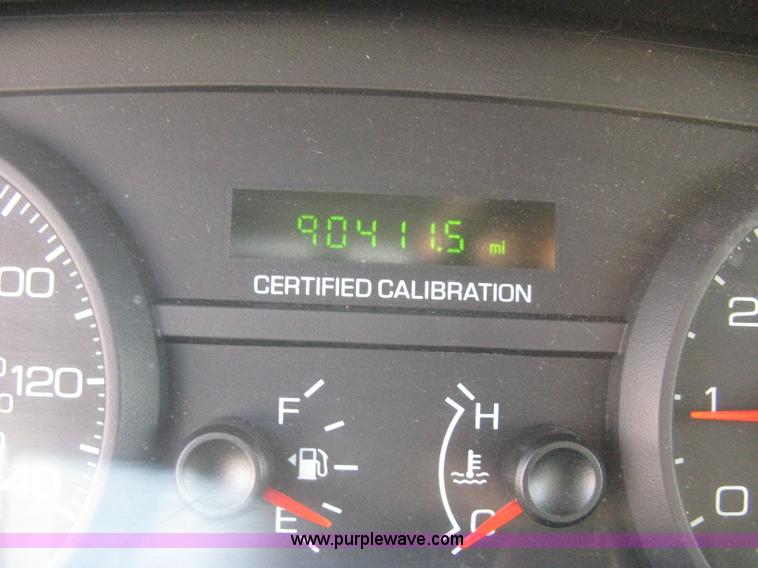 image for item H6424 2009 Ford Crown Victoria Police Interceptor