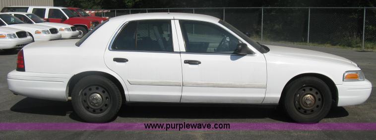 image for item H6425 2009 Ford Crown Victoria Police Interceptor