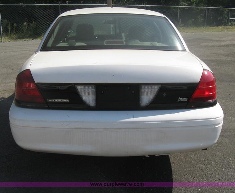 image for item H6425 2009 Ford Crown Victoria Police Interceptor