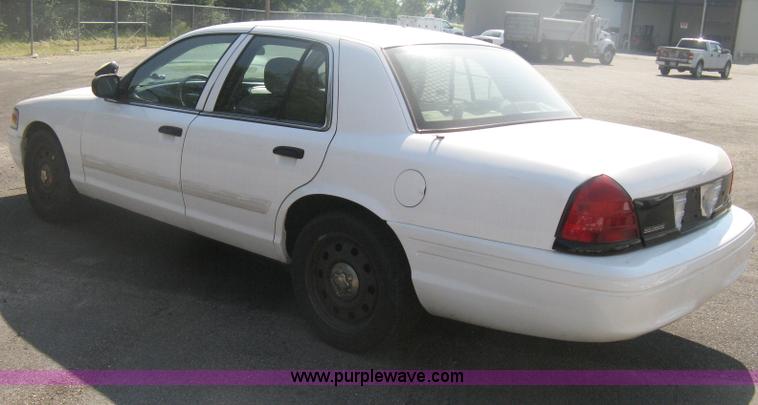 image for item H6425 2009 Ford Crown Victoria Police Interceptor