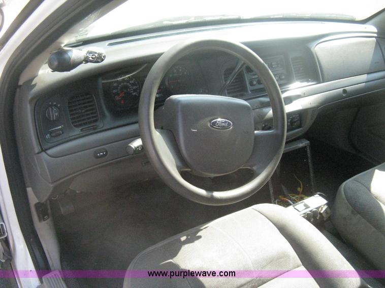 image for item H6425 2009 Ford Crown Victoria Police Interceptor