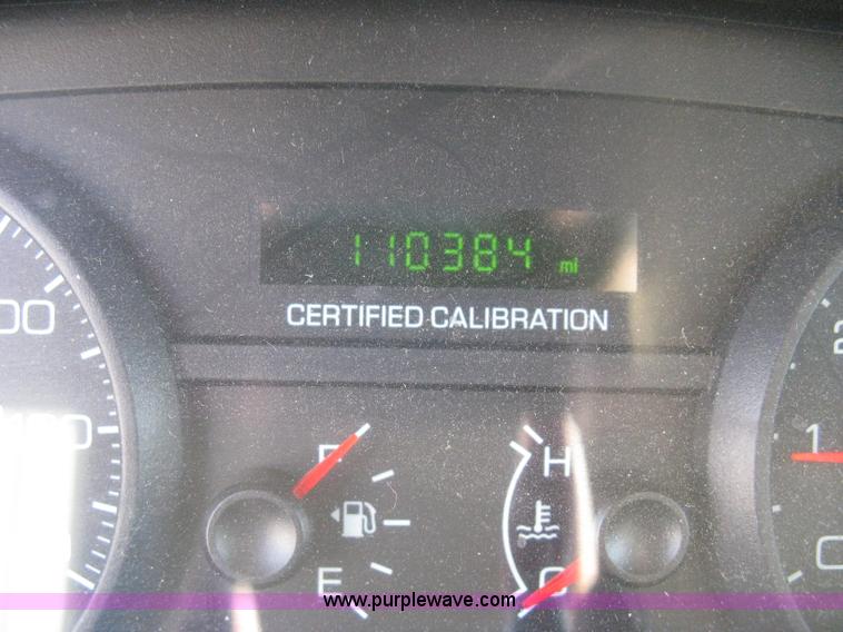 image for item H6425 2009 Ford Crown Victoria Police Interceptor