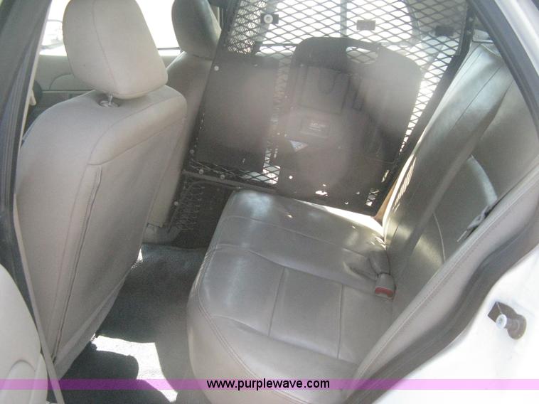 image for item H6425 2009 Ford Crown Victoria Police Interceptor