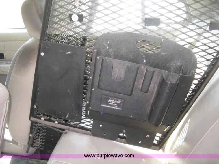 image for item H6425 2009 Ford Crown Victoria Police Interceptor