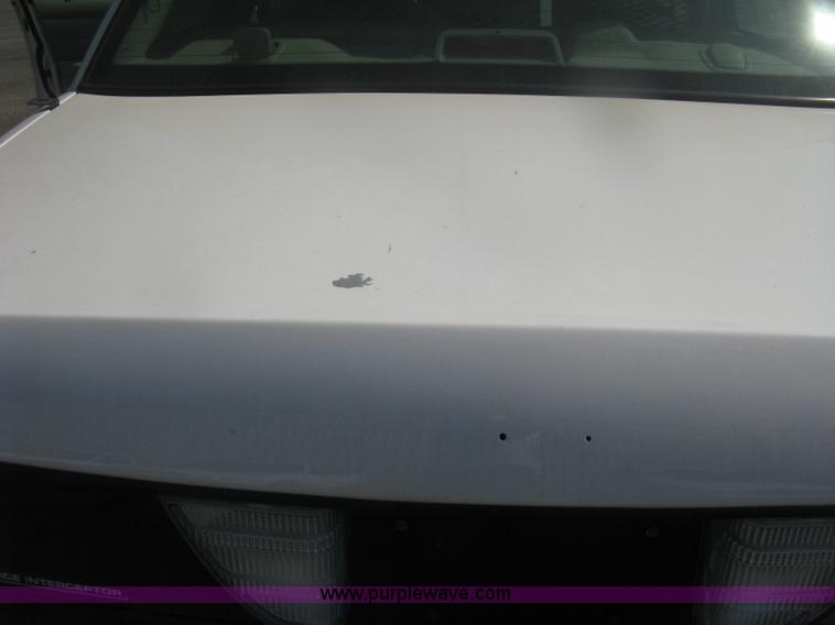 image for item H6425 2009 Ford Crown Victoria Police Interceptor