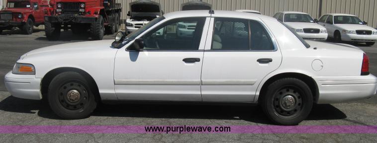 image for item H6426 2009 Ford Crown Victoria Police Interceptor