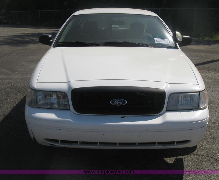 image for item H6426 2009 Ford Crown Victoria Police Interceptor