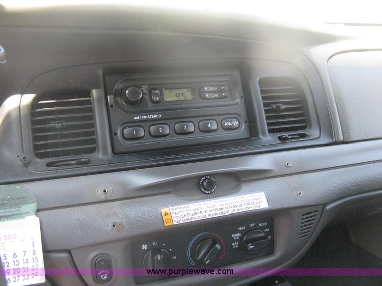 image for item H6426 2009 Ford Crown Victoria Police Interceptor