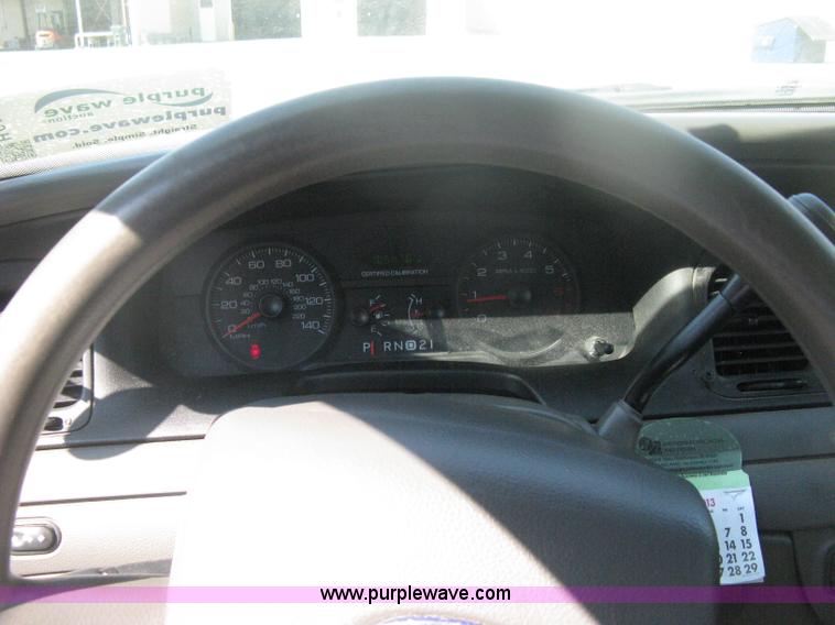 image for item H6426 2009 Ford Crown Victoria Police Interceptor