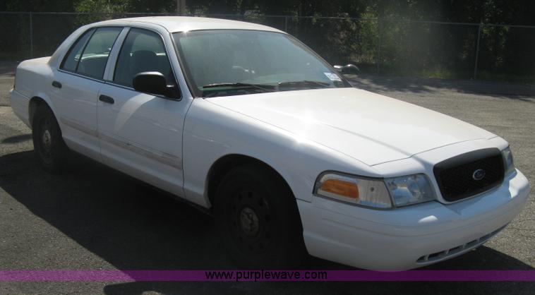 image for item H6427 2009 Ford Crown Victoria Police Interceptor