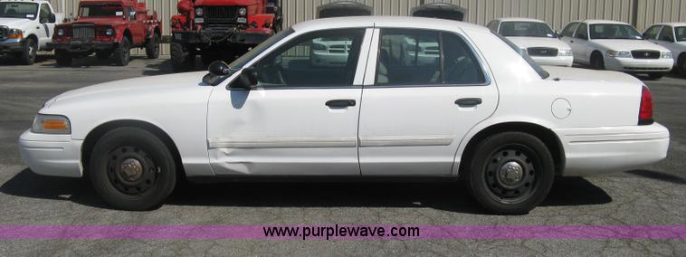 image for item H6427 2009 Ford Crown Victoria Police Interceptor