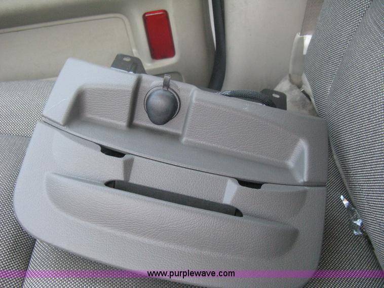 image for item H6427 2009 Ford Crown Victoria Police Interceptor