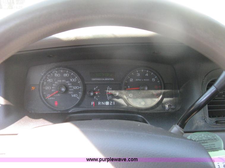 image for item H6427 2009 Ford Crown Victoria Police Interceptor