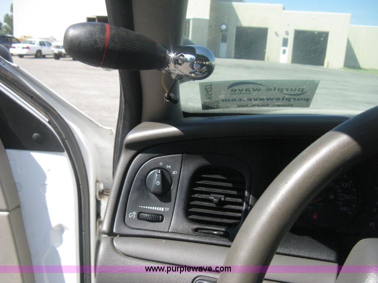 image for item H6427 2009 Ford Crown Victoria Police Interceptor