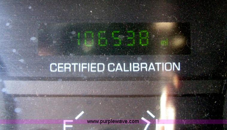 image for item H6427 2009 Ford Crown Victoria Police Interceptor