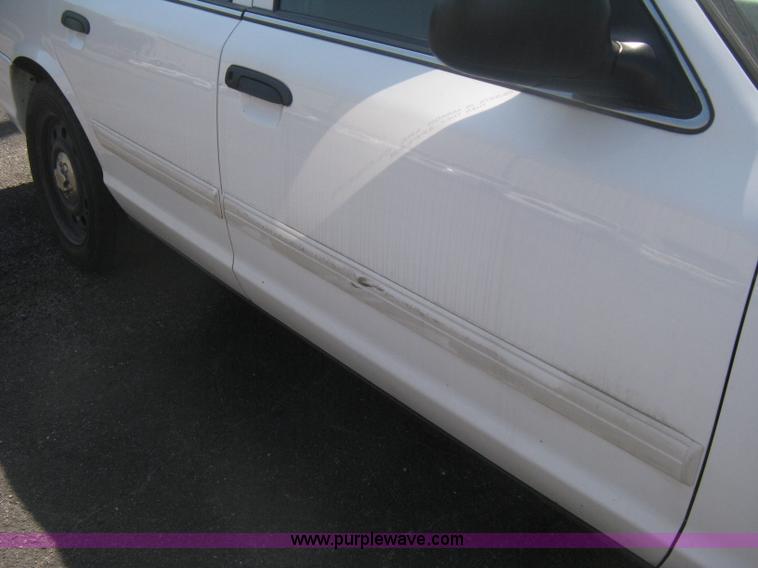 image for item H6427 2009 Ford Crown Victoria Police Interceptor