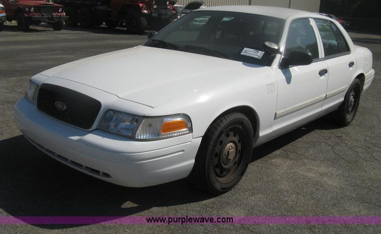 image for item H6428 2009 Ford Crown Victoria Police Interceptor