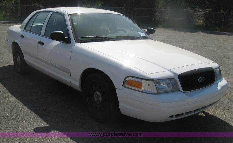 image for item H6428 2009 Ford Crown Victoria Police Interceptor