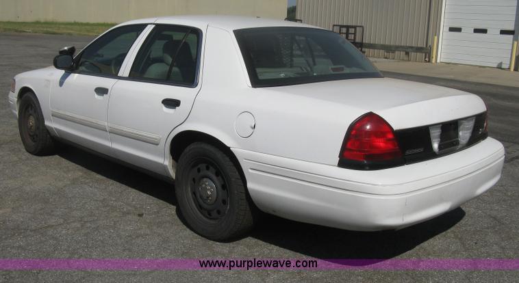 image for item H6428 2009 Ford Crown Victoria Police Interceptor