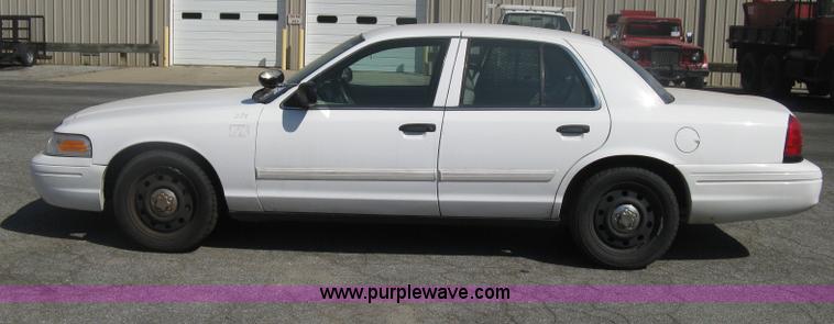 image for item H6428 2009 Ford Crown Victoria Police Interceptor