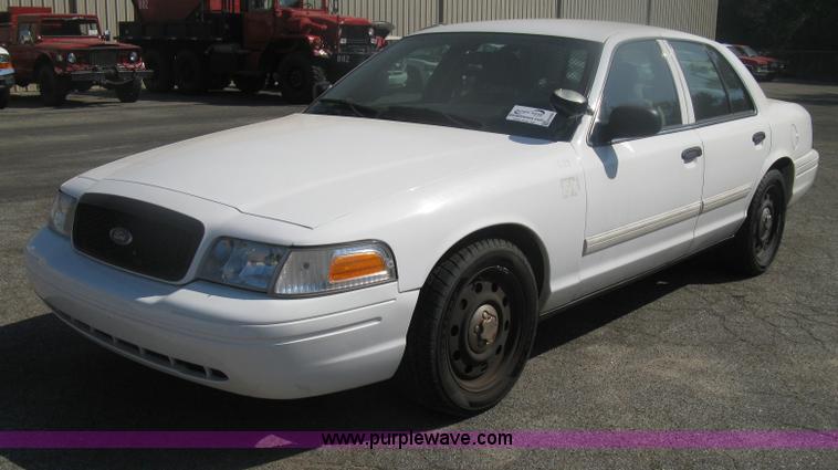 image for item H6428 2009 Ford Crown Victoria Police Interceptor