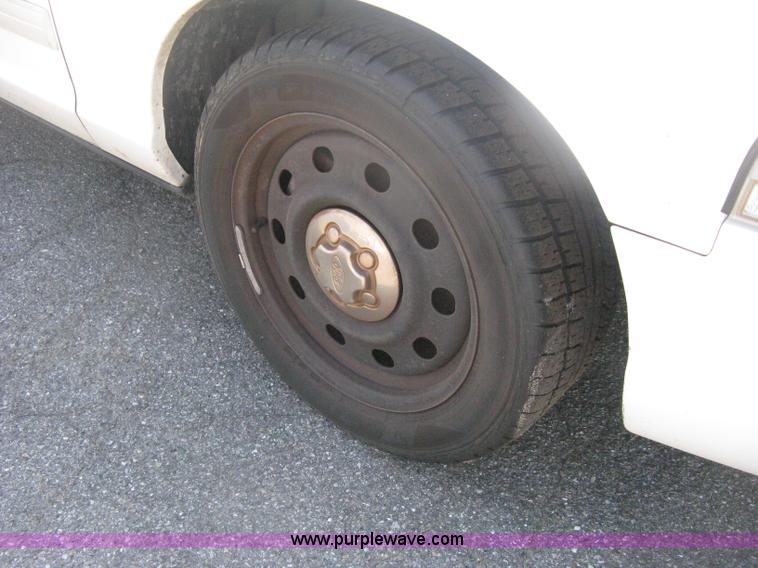 image for item H6428 2009 Ford Crown Victoria Police Interceptor