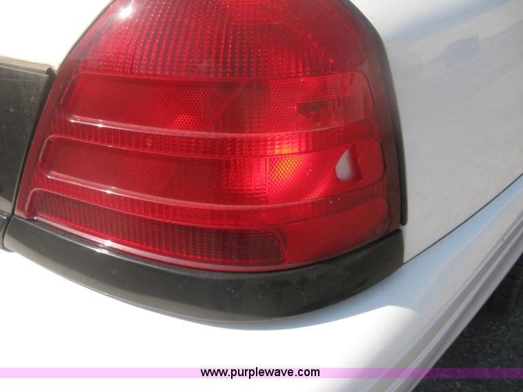 image for item H6428 2009 Ford Crown Victoria Police Interceptor