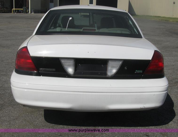 image for item H6429 2009 Ford Crown Victoria Police Interceptor