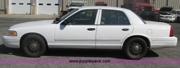 image for item H6429 2009 Ford Crown Victoria Police Interceptor