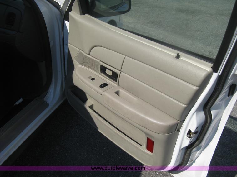 image for item H6429 2009 Ford Crown Victoria Police Interceptor