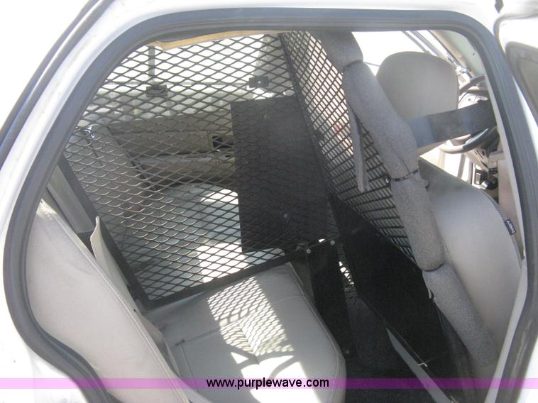 image for item H6429 2009 Ford Crown Victoria Police Interceptor