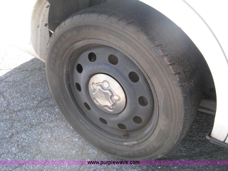 image for item H6429 2009 Ford Crown Victoria Police Interceptor