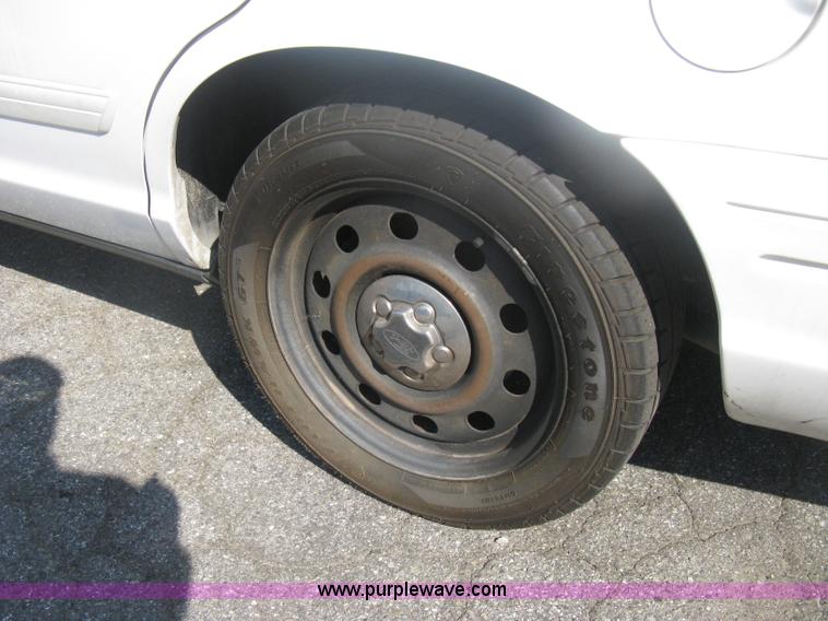 image for item H6429 2009 Ford Crown Victoria Police Interceptor