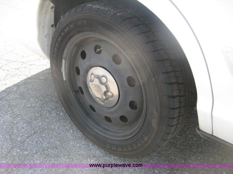 image for item H6430 2009 Ford Crown Victoria Police Interceptor