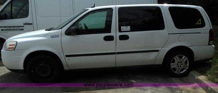 image for item H6636 2007 Chevrolet Uplander LS Ext. 1LS minivan