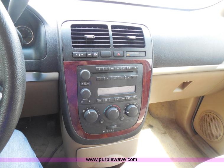 image for item H6636 2007 Chevrolet Uplander LS Ext. 1LS minivan