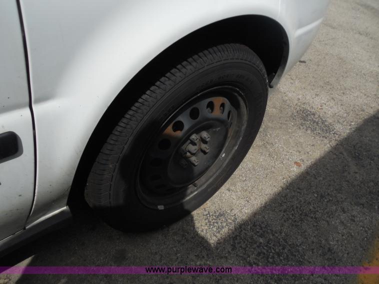 image for item H6636 2007 Chevrolet Uplander LS Ext. 1LS minivan