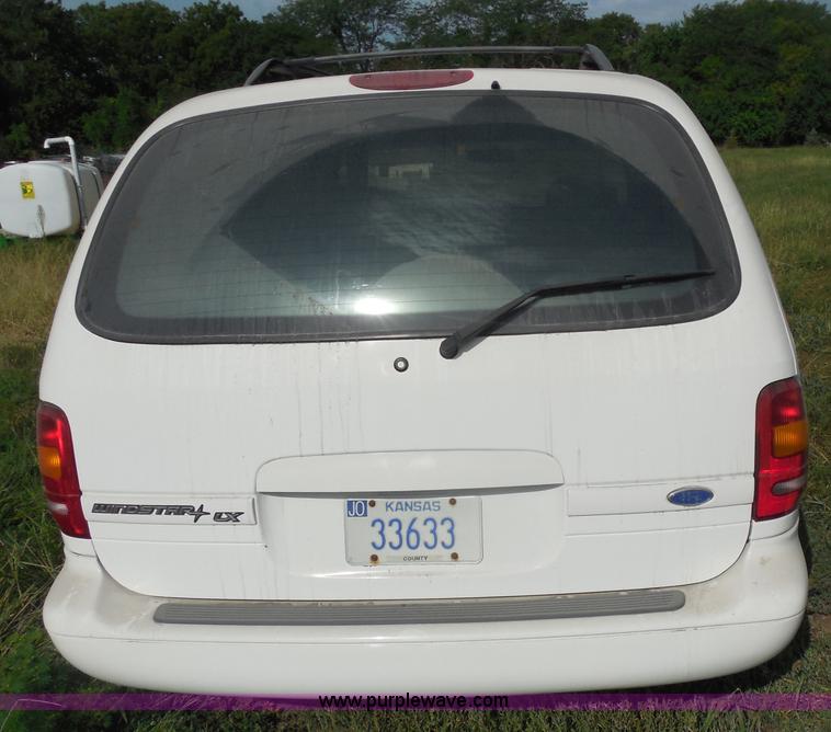 image for item H6652 1995 Ford Windstar LX minivan