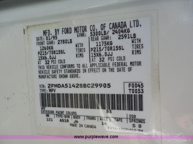 image for item H6652 1995 Ford Windstar LX minivan